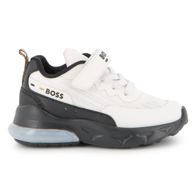 SNEAKERS MET VETERS BOSS 
                        BOY