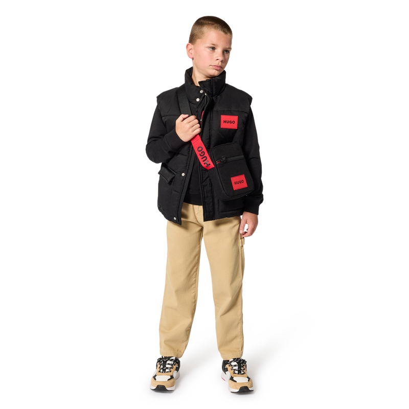 BROEK MET SIERSTIKSELS HUGO 
                        BOY