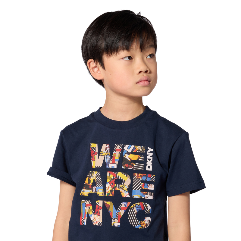 T-shirt met korte mouwen DKNY 
                        BOY