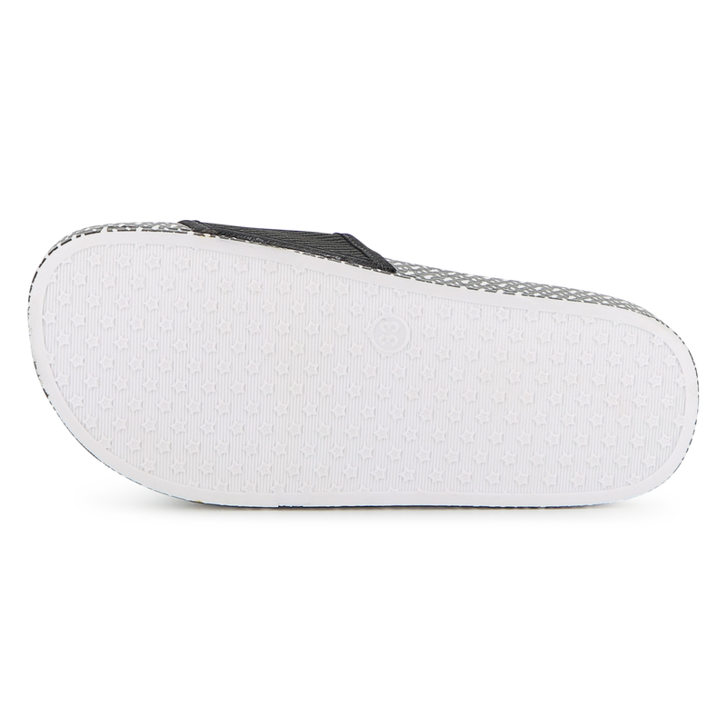 KLITTENBANDSLUITINGEN BOSS 
                        BOY