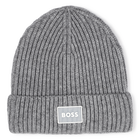 Gebreide muts met badge BOSS 
                    BOY