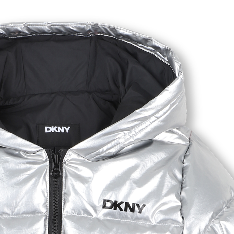 Zilveren pufferjack met capuchon DKNY 
                        GIRL