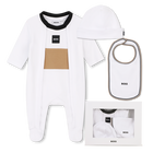 Pyjama set, muts en slabbetje BOSS 
                    BOY