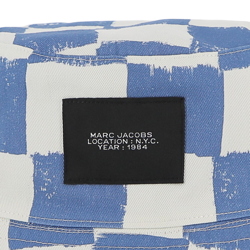 BOB OMKEERBAAR MARC JACOBS 
                        BOY