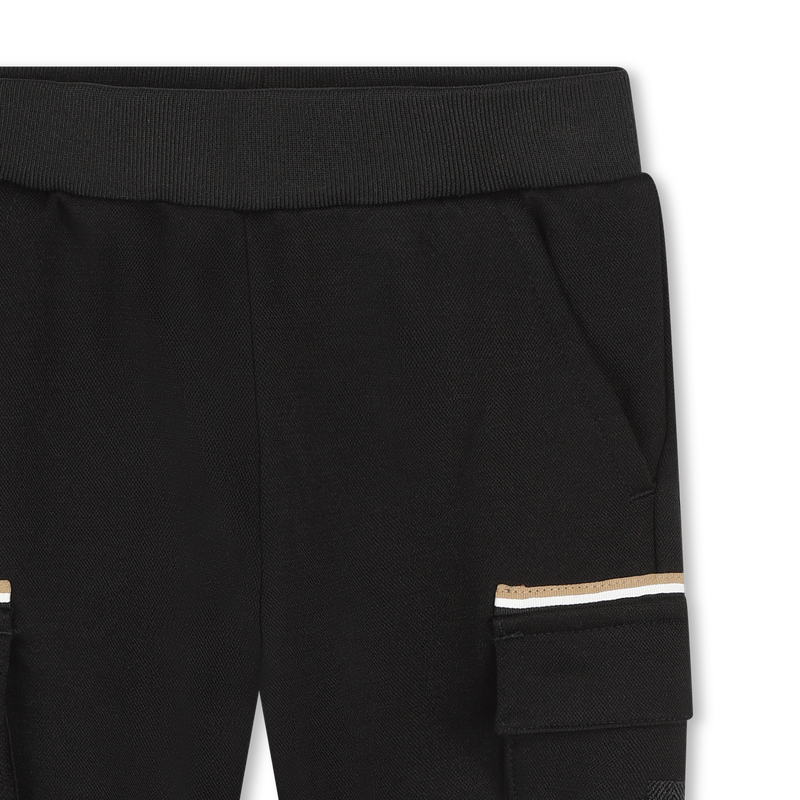 Broek met klepzakjes BOSS 
                        BOY